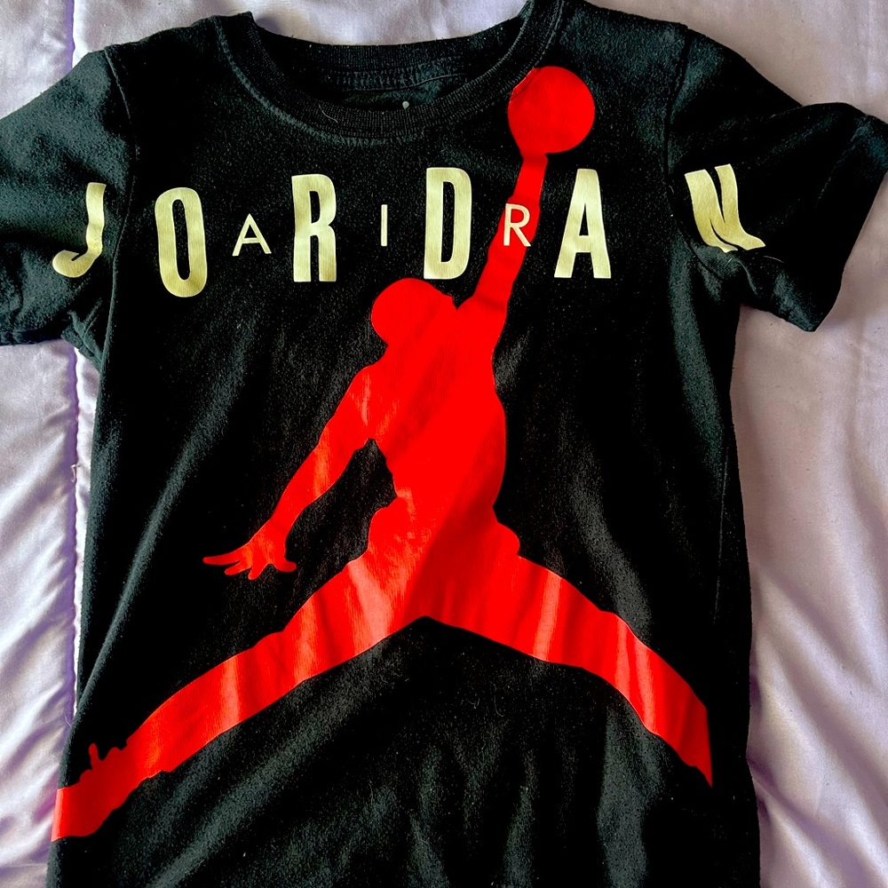 Boys Jordan shirt